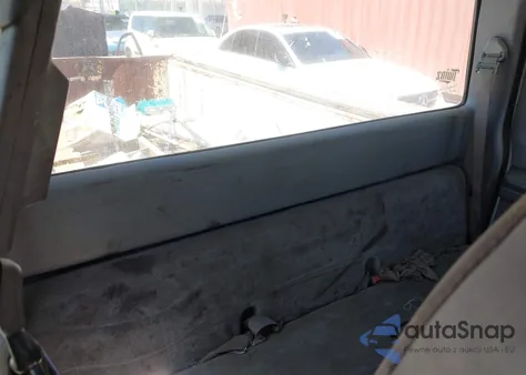 1999 Ford F-350 Lariat/Xl/Xlt from USA, damaged, VIN 1FTSX30F9XEE66484